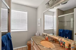 1622 Twin Island Dr, Lockhart, TX 78644 - Photo 26
