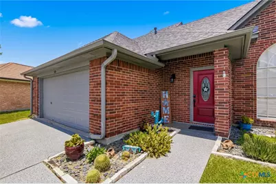 105 Sunrise Court, Victoria, TX 77901 - Photo 8
