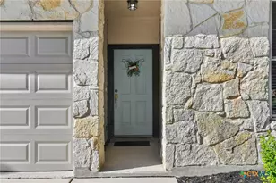 2134 Dodge Dr, New Braunfels, TX 78130 - Photo 2