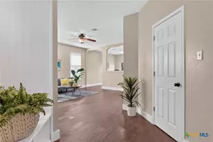 2134 Dodge Dr, New Braunfels, TX 78130 - Photo 4
