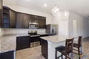 1207 Amber Dawn Dr, Temple, TX 76502 - Photo 4