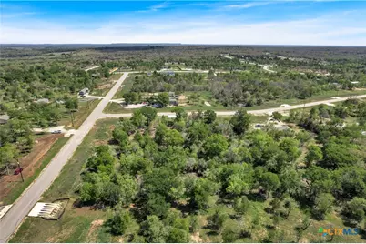 112 Empire Street, Elgin, TX 78621 - Photo 8