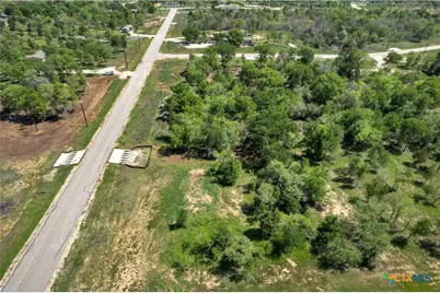 112 Empire Street, Elgin, TX 78621 - Photo 12