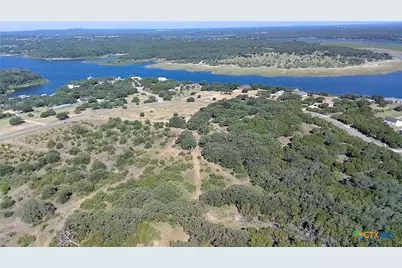 4805 Lookout Ridge Dr, Marble Falls, TX 78654 - Photo 22