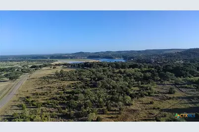 4805 Lookout Ridge Dr, Marble Falls, TX 78654 - Photo 18