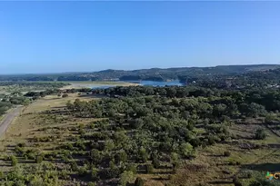4805 Lookout Ridge Dr, Marble Falls, TX 78654 - Photo 18