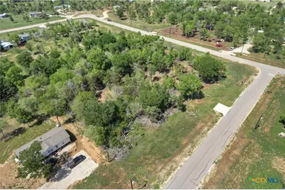 114 Empire Street, Elgin, TX 78621 - Photo 6
