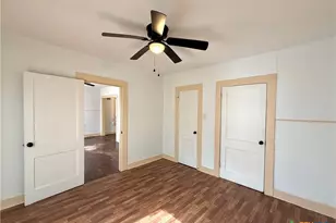 1006 N Goldman St, Victoria, TX 77901 - Photo 10