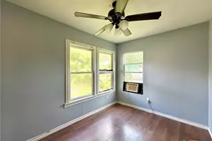 1006 N Goldman St, Victoria, TX 77901 - Photo 24