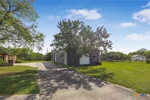 438 Westpark Ave, Victoria, TX 77905 - Photo 24
