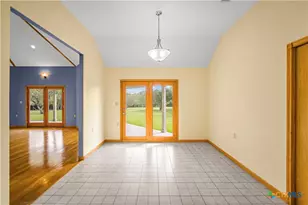 438 Westpark Ave, Victoria, TX 77905 - Photo 6