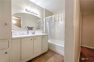 101 Mc Dow St, Victoria, TX 77901 - Photo 16