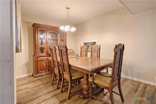 101 Mc Dow St, Victoria, TX 77901 - Photo 10