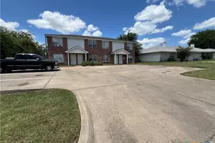 431 Montrose St, Belton, TX 76513 - Photo 1