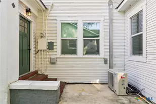 721 W Kings Hwy, San Antonio, TX 78212 - Photo 8