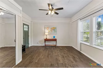 721 W Kings Highway, San Antonio, TX 78212 - Photo 6
