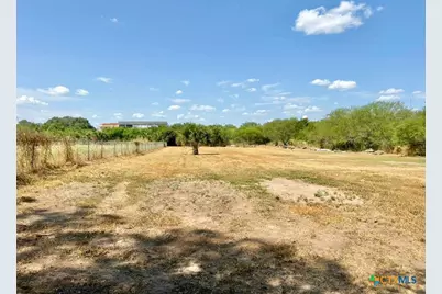 134 E North Street, Goliad, TX 77963 - Photo 20