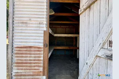 134 E North Street, Goliad, TX 77963 - Photo 12
