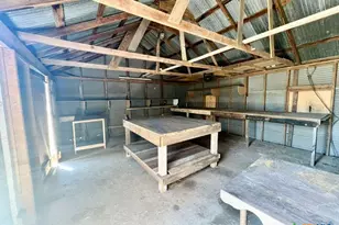 134 E North St, Goliad, TX 77963 - Photo 8