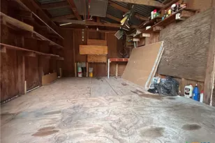 1305 E Mistletoe Ave, Victoria, TX 77901 - Photo 26