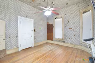 216 Fortune St, Marlin, TX 76661 - Photo 10