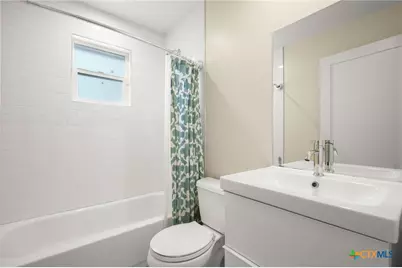 1705 E 14th Street #B, Austin, TX 78702 - Photo 16
