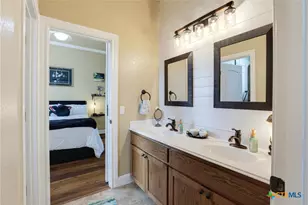 317 Whitestone Dr, Spring Branch, TX 78070 - Photo 24
