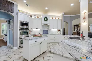 317 Whitestone Dr, Spring Branch, TX 78070 - Photo 14