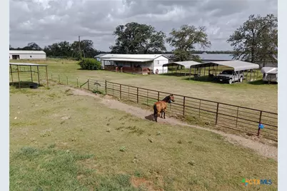 334 Johnson Farms Rd Road, Harwood, TX 78632 - Photo 8