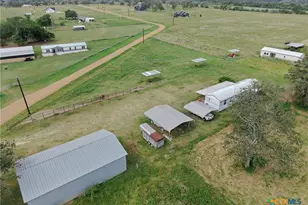 334 Johnson Farms Rd Rd, Harwood, TX 78632 - Photo 2