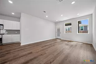 10913 Tallsalt Dr, Austin, TX 78754 - Photo 10