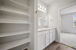 10913 Tallsalt Dr, Austin, TX 78754 - Photo 20