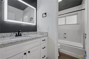 7605 Marigold Trace St, San Antonio, TX 78233 - Photo 16