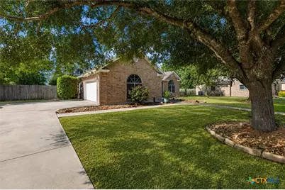 137 Bonnies Way, New Braunfels, TX 78130 - Photo 2