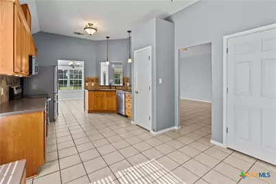 137 Bonnies Way, New Braunfels, TX 78130 - Photo 8