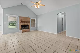 137 Bonnies Way, New Braunfels, TX 78130 - Photo 4