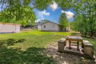 306 Fennimore St, Gatesville, TX 76528 - Photo 24