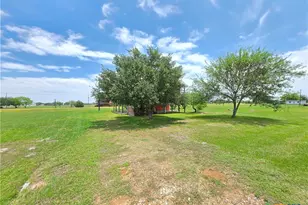 205 Buckskin Dr, Palacios, TX 77465 - Photo 28