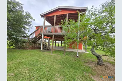 205 Buckskin Drive, Palacios, TX 77465 - Photo 2