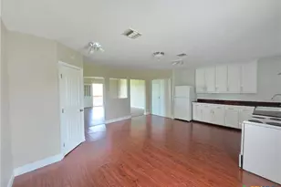 205 Buckskin Dr, Palacios, TX 77465 - Photo 16