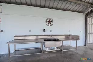 205 Buckskin Dr, Palacios, TX 77465 - Photo 38