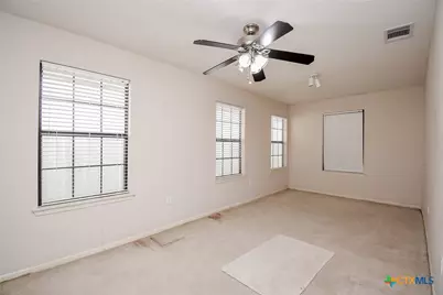 748 W Bayshore Drive, Palacios, TX 77465 - Photo 32