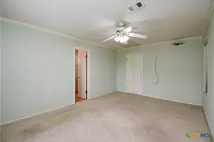 748 W Bayshore Dr, Palacios, TX 77465 - Photo 20