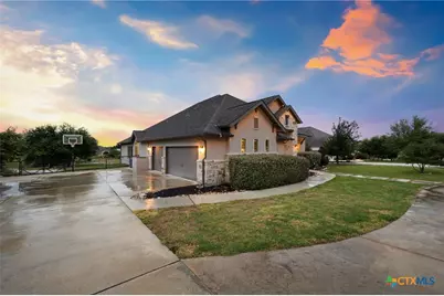 1968 Zinfandel, New Braunfels, TX 78132 - Photo 4