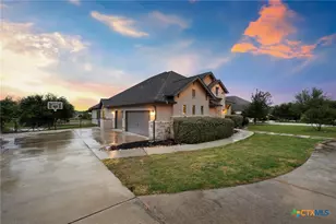 1968 Zinfandel, New Braunfels, TX 78132 - Photo 4