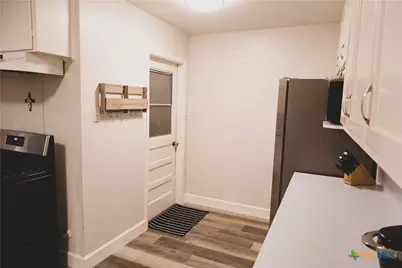 1608 Bexar Avenue, Victoria, TX 77901 - Photo 6