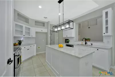 103 Sierra Ridge Drive, San Marcos, TX 78666 - Photo 14