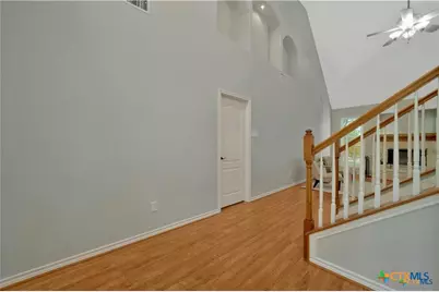 103 Sierra Ridge Drive, San Marcos, TX 78666 - Photo 8