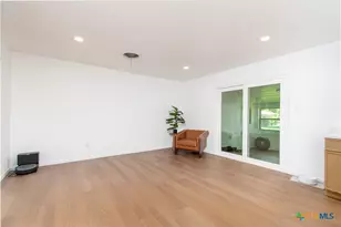 307 W Welton Ave, Temple, TX 76501 - Photo 8