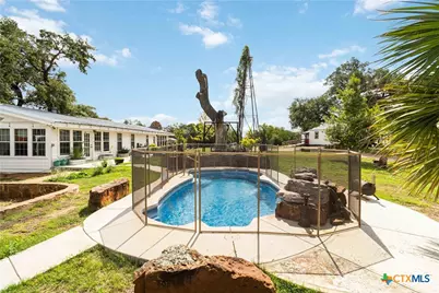 227 Henderson Lane, Lockhart, TX 78644 - Photo 4